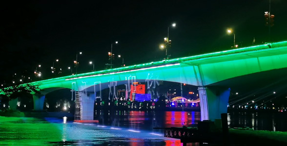 湖北丹江口市旅游渡運(yùn)碼頭數(shù)控水簾